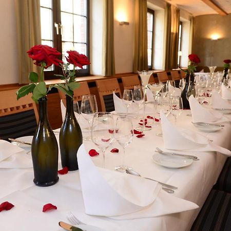 Hotel Zum Braunen Hirschen บัดดรีบวร์ก ภายนอก รูปภาพ