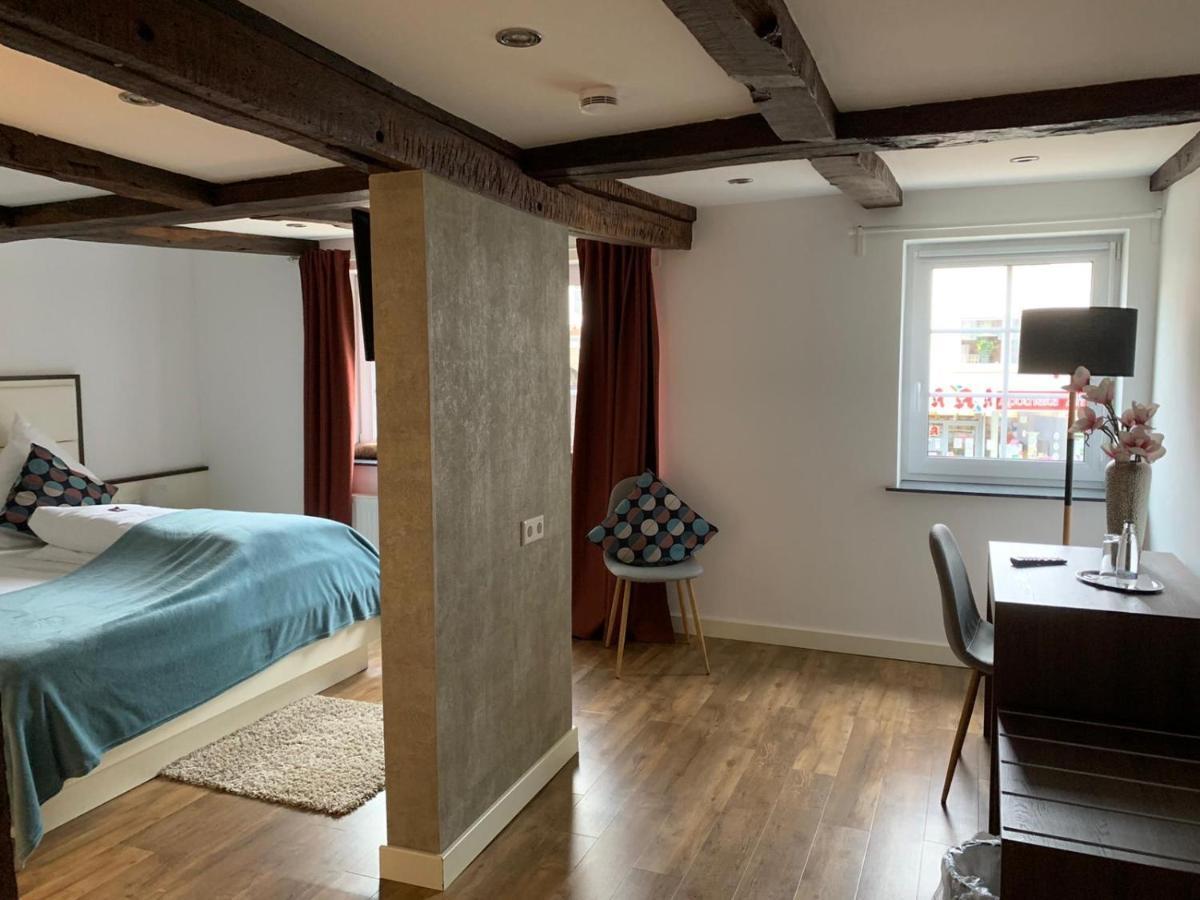 Hotel Zum Braunen Hirschen บัดดรีบวร์ก ภายนอก รูปภาพ
