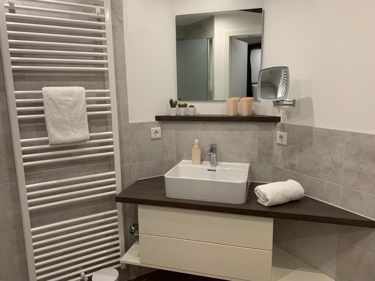 Hotel Zum Braunen Hirschen บัดดรีบวร์ก ภายนอก รูปภาพ