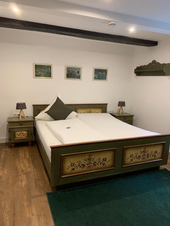 Hotel Zum Braunen Hirschen บัดดรีบวร์ก ภายนอก รูปภาพ