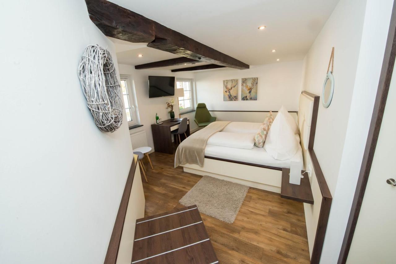 Hotel Zum Braunen Hirschen บัดดรีบวร์ก ภายนอก รูปภาพ