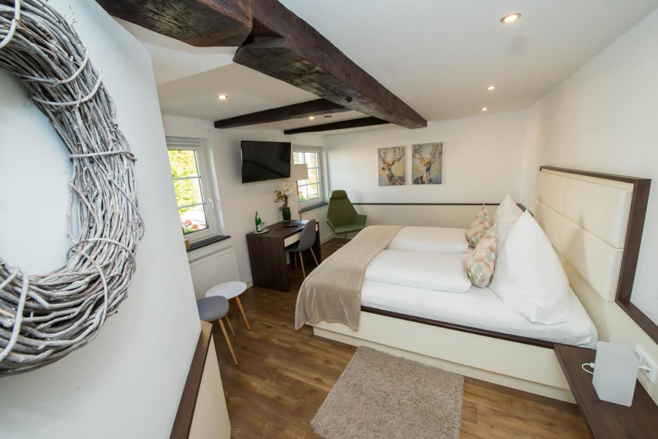 Hotel Zum Braunen Hirschen บัดดรีบวร์ก ภายนอก รูปภาพ