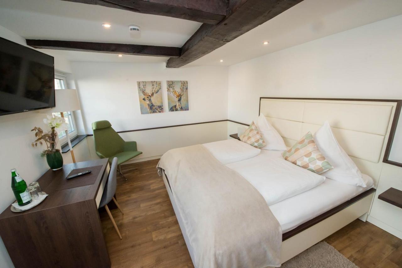 Hotel Zum Braunen Hirschen บัดดรีบวร์ก ภายนอก รูปภาพ
