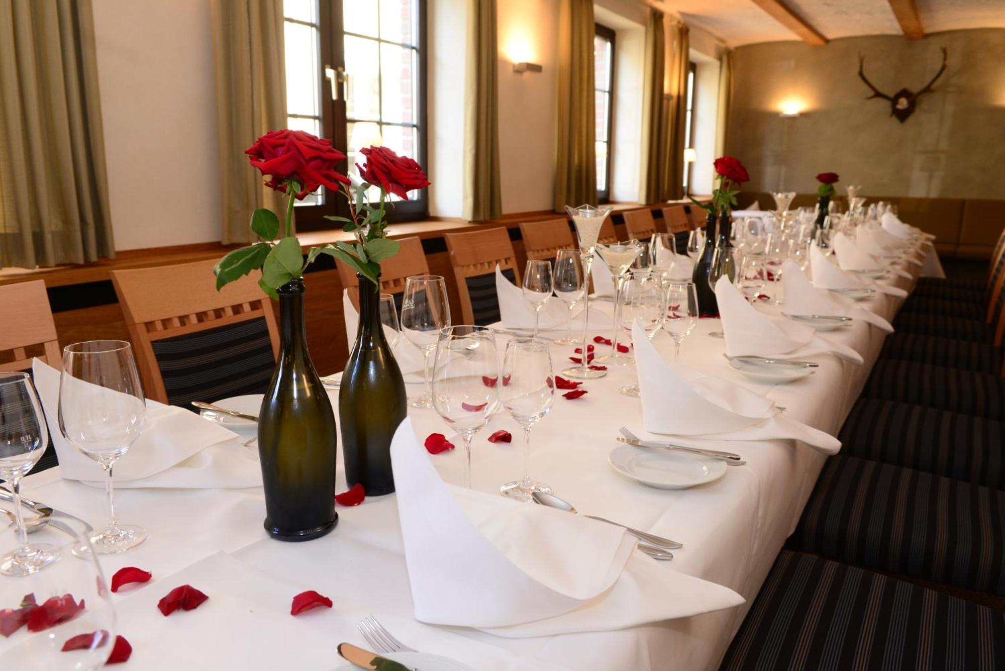 Hotel Zum Braunen Hirschen บัดดรีบวร์ก ภายนอก รูปภาพ
